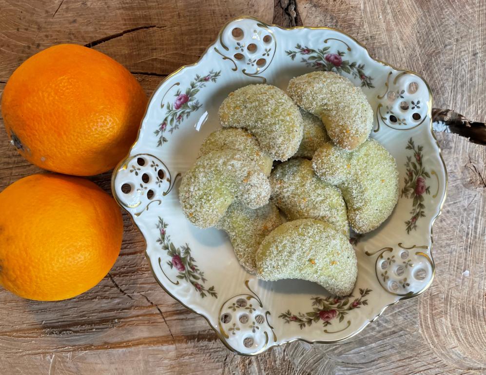 Orangen-Kardamom-Kipferl (vegane Plätzchen)